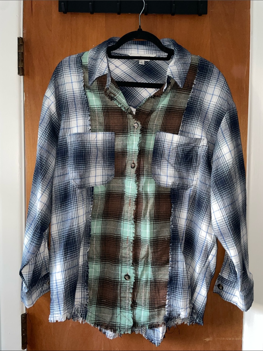 DAVI & DANI Plaid Button-Down Shirt in Blue, Brown & Mint